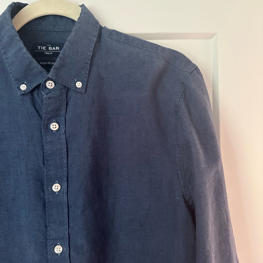 The Tie Bar Linen Shirt